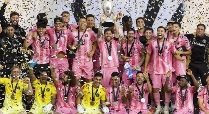  迈阿密国际冠军之旅，白宫迎来特别访客；梅西首次现身，特朗普亲切接见。 体育新闻 迈阿密国际冠军之旅，白宫迎来特别访客；梅西首次现身，特朗普亲切接见。 体育新闻 迈阿密国际冠军之旅，白宫迎来特别访客；梅西首次现身，特朗普亲切接见。 体育新闻