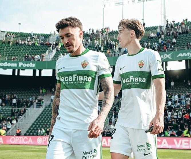  埃尔切2026开年正式场次不胜纪录延续；友谊赛大胜津门虎成唯一亮点，保级警报悄然拉响。 体育新闻 埃尔切2026开年正式场次不胜纪录延续；友谊赛大胜津门虎成唯一亮点，保级警报悄然拉响。 体育新闻 埃尔切2026开年正式场次不胜纪录延续；友谊赛大胜津门虎成唯一亮点，保级警报悄然拉响。 体育新闻 埃尔切2026开年正式场次不胜纪录延续；友谊赛大胜津门虎成唯一亮点，保级警报悄然拉响。 体育新闻