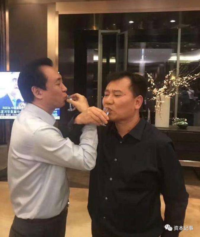 从零售王者到净身掌舵人；张近东用身家为苏宁兜底。