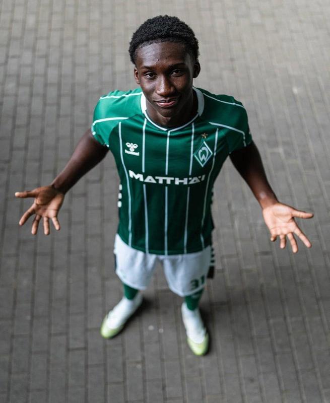  技术解码：18岁中卫库利巴利的崛起密码，4500万欧元背后的战术价值全解析 体育新闻 技术解码：18岁中卫库利巴利的崛起密码，4500万欧元背后的战术价值全解析 体育新闻