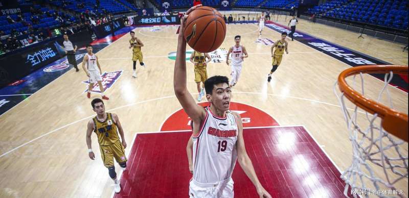  从被困到破局：一位新星如何在质疑中赢得尊重 体育新闻